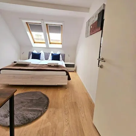 Apartament Bird 14 *